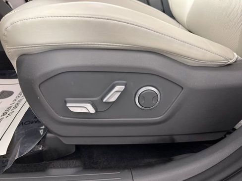 Used 2024 Hyundai Santa Fe SEL image 33