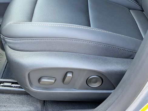 New 2027 GMC Terrain Elevation w/ Elevation Premium Package FWD image 22