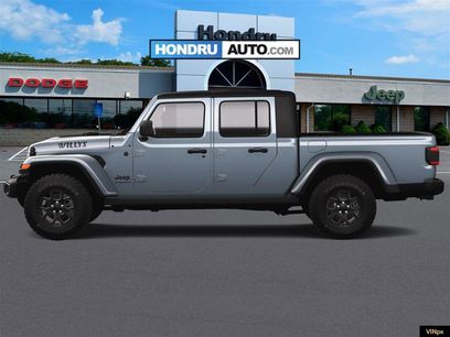 New 2025 Jeep Gladiator Willys