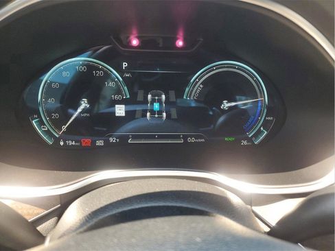 New 2023 Genesis G80 Base image 12