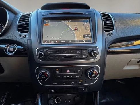 Used 2014 Kia Sorento EX w/ EX V6 Touring Package FWD image 13