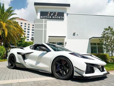 Used 2026 Chevrolet Corvette ZR1 w/ ZR1 Carbon Fiber Aero Package RWD image 97