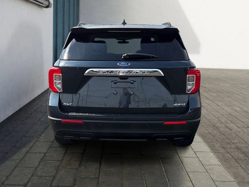 Certified 2023 Ford Explorer XLT AWD/4WD image 4