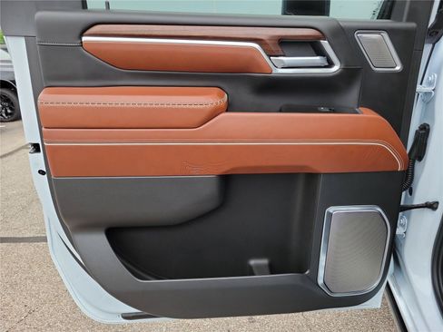 New 2026 GMC Sierra 2500 Denali Ultimate AWD/4WD image 12