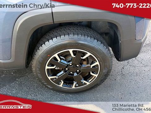 Used 2023 Jeep Renegade Trailhawk AWD/4WD image 32