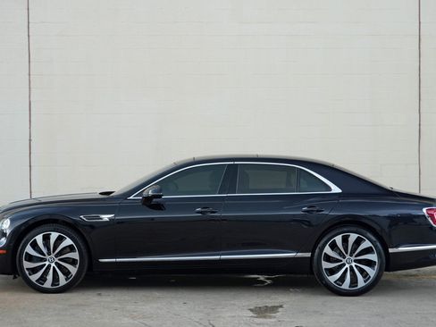 Used 2023 Bentley Flying Spur Azure AWD/4WD image 71