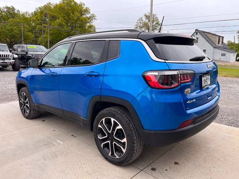 Used 2022 Jeep Compass Limited AWD/4WD image 5