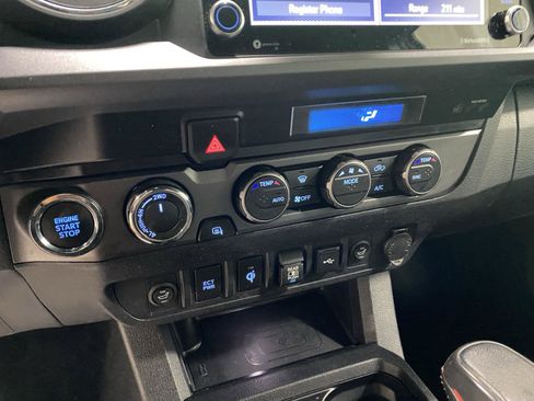 Certified 2023 Toyota Tacoma TRD Sport AWD/4WD image 25