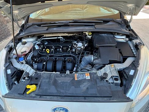 Used 2016 Ford Focus SE FWD image 37