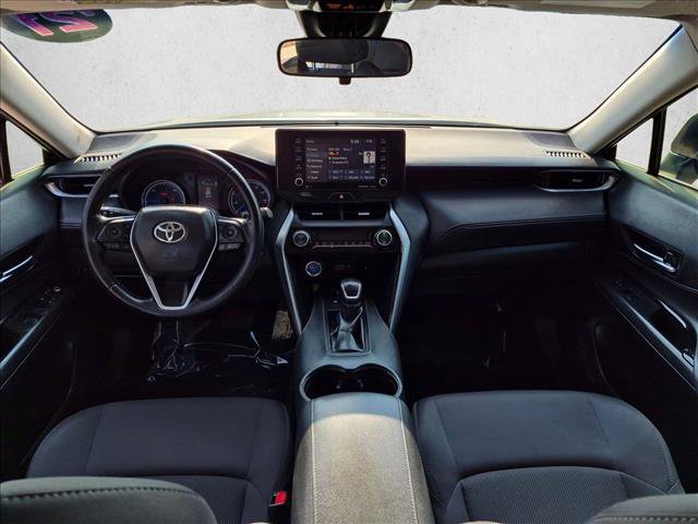 Used 2021 Toyota Venza LE AWD/4WD image 16