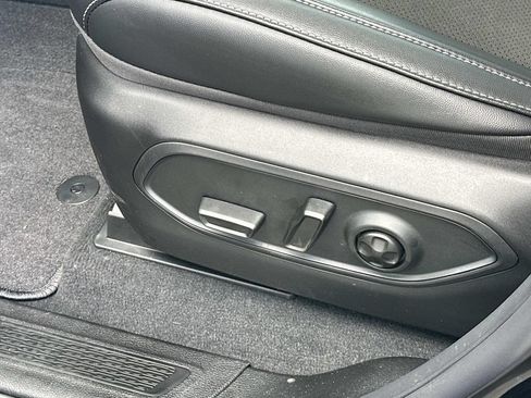 New 2026 Jeep Grand Cherokee Altitude AWD/4WD image 20