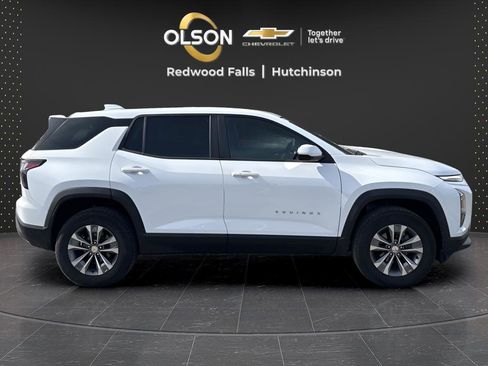 Used 2025 Chevrolet Equinox LT image 6