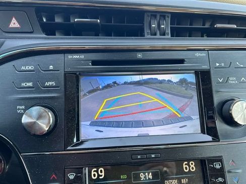 Used 2017 Toyota Avalon Limited FWD image 17