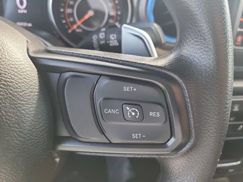 Used 2022 Jeep Wrangler Sport AWD/4WD image 27