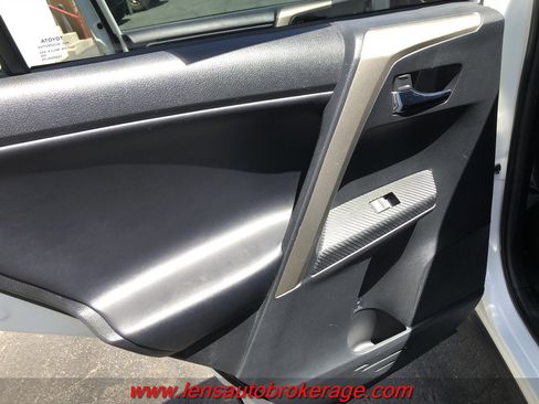 Used 2013 Toyota RAV4 Limited FWD image 15