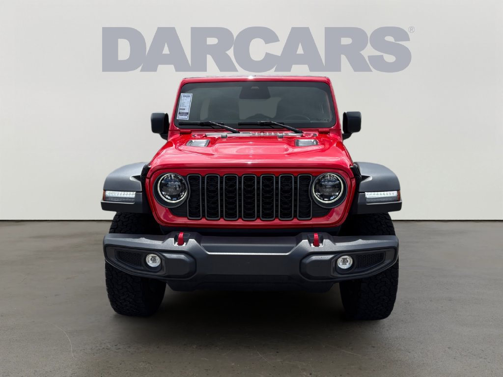 Used 2025 Jeep Wrangler Unlimited Rubicon w/ Convenience Group AWD/4WD image 2