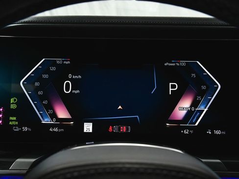 Used 2024 BMW i7 xDrive60 image 54