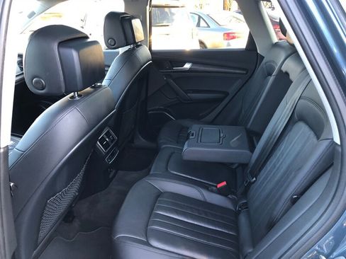Used 2018 Audi Q5 2.0T Premium Plus w/ Premium Plus Package AWD/4WD image 11
