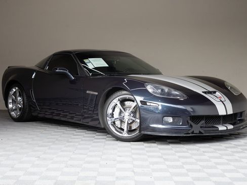 Used 2013 Chevrolet Corvette Grand Sport w/ 2LT Preferred Equipment Group image 2