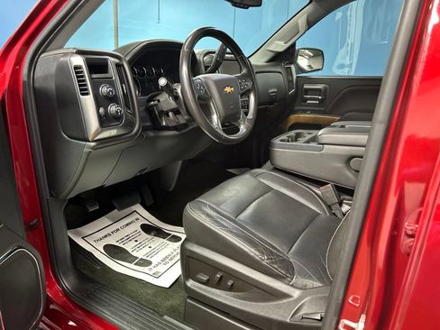 Used 2018 Chevrolet Silverado 1500 LTZ AWD/4WD image 14
