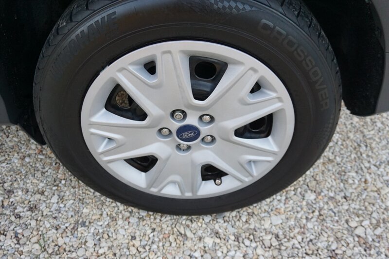 Used 2014 Ford Escape S FWD image 28