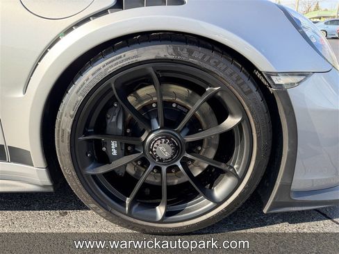 Used 2019 Porsche 911 GT3 RS image 31