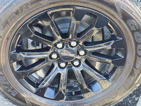 Used 2022 GMC Canyon Elevation w/ Elevation Premium Package image 9