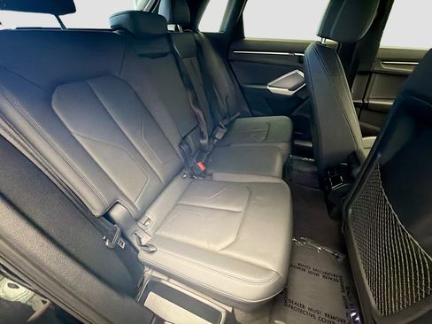 Used 2023 Audi Q3 2.0T Premium w/ Convenience Package image 14