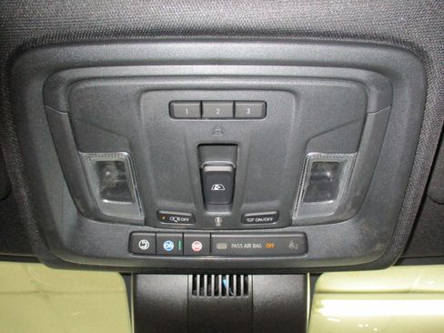 New 2025 GMC Sierra 2500 AT4 w/ Technology Package image 31