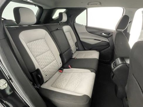 Used 2020 Chevrolet Equinox LS w/ LS Convenience Package image 45