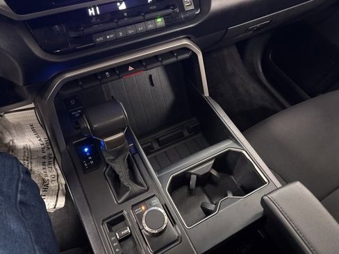 Used 2022 Toyota Tundra SR5 image 19