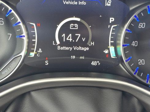 New 2026 Chrysler Voyager LX FWD image 31