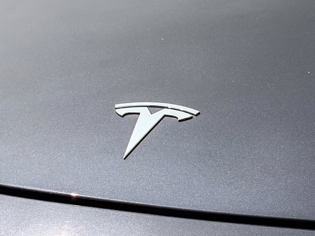 Used 2022 Tesla Model 3 Long Range AWD/4WD image 12
