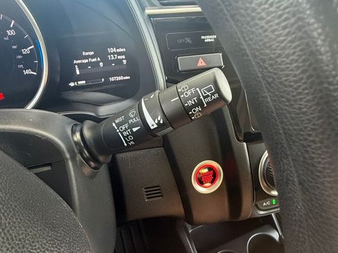 Used 2018 Honda Fit EX image 26