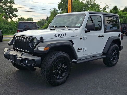 Certified 2021 Jeep Wrangler Sport AWD/4WD image 1