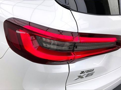 Used 2023 BMW X5 xDrive45e w/ Executive Package image 27