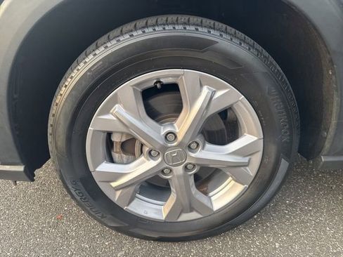 Certified 2023 Honda HR-V LX image 10