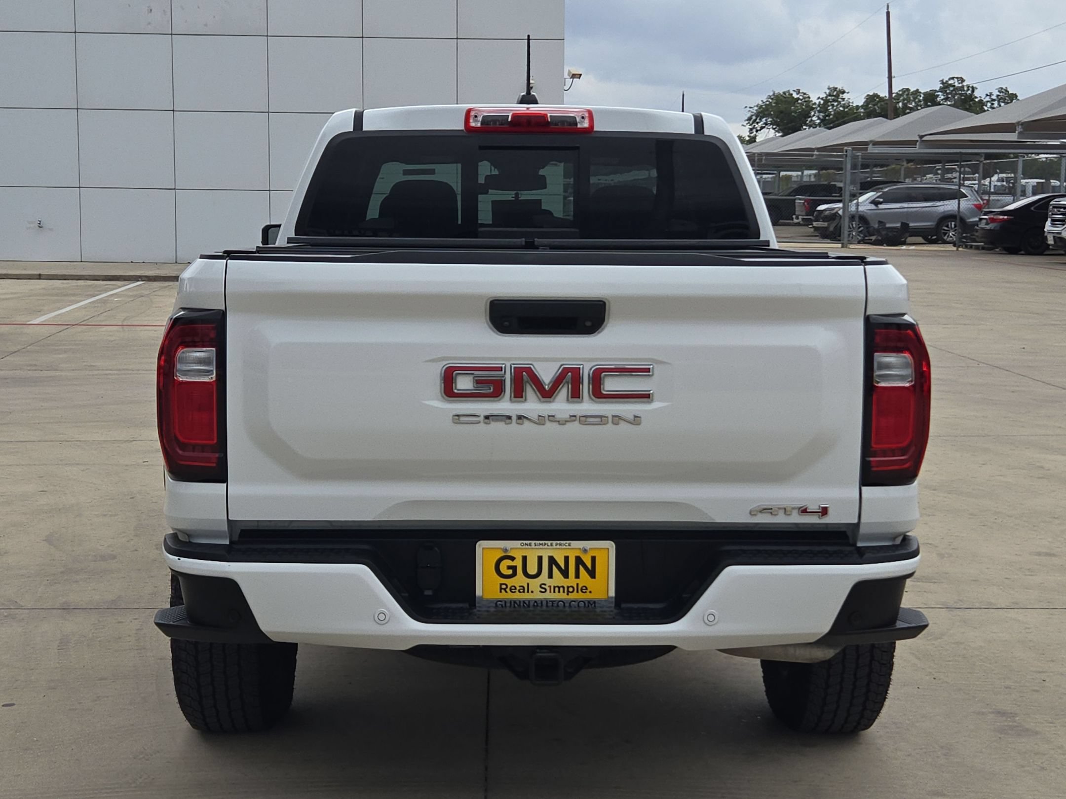 Certified 2025 GMC Canyon AT4 w/ AT4 Premium Package AWD/4WD image 4
