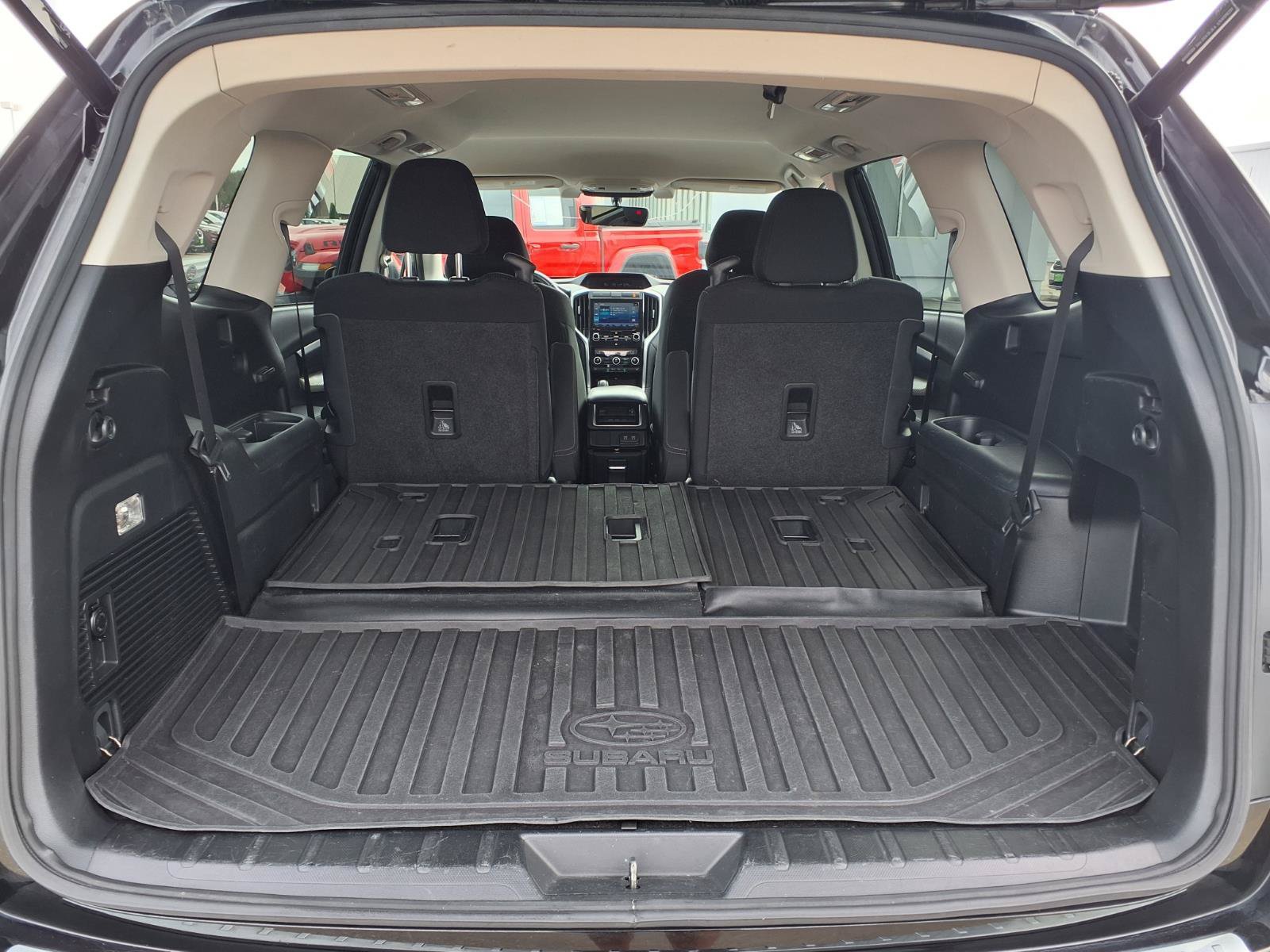 Used 2019 Subaru Ascent Premium w/ Popular Package #2 AWD/4WD image 10