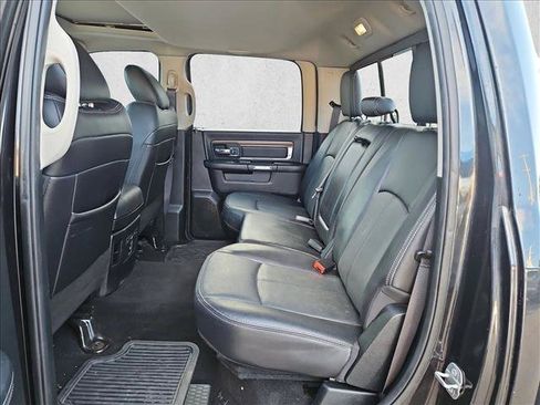 Used 2018 RAM 1500 Laramie w/ Convenience Group AWD/4WD image 20