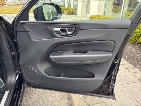 Used 2025 Volvo XC60 B5 Plus w/ Climate Package image 14