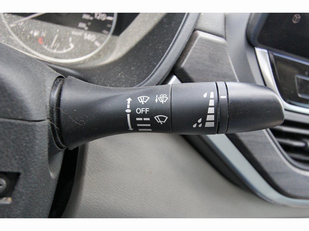 Used 2023 Nissan Altima 2.5 SL FWD image 12