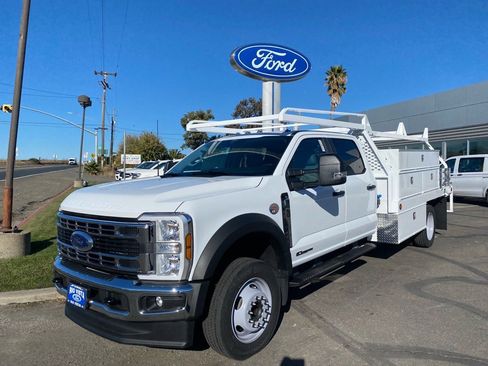 Used 2024 Ford F550 2WD Crew Cab Super Duty image 1