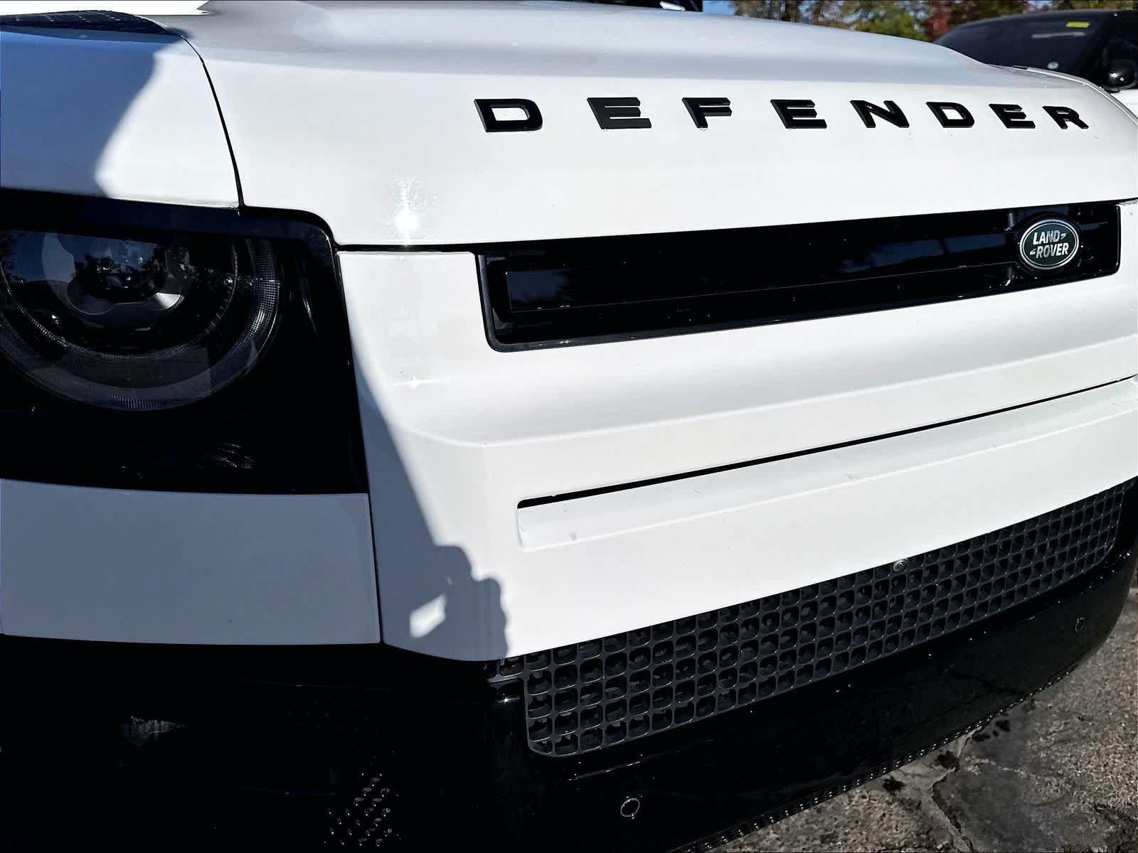 Used 2024 Land Rover Defender 110 S AWD/4WD image 30