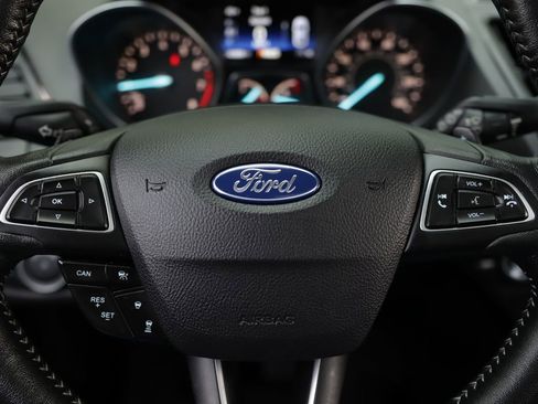 Used 2017 Ford Escape Titanium AWD/4WD image 11