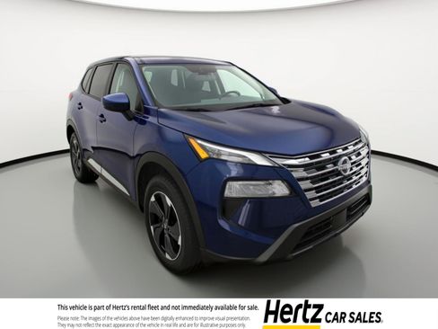 Used 2025 Nissan Rogue SV image 1