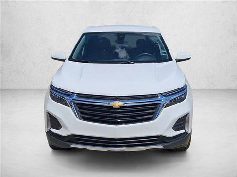 Used 2024 Chevrolet Equinox LT FWD image 2