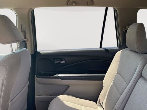 Used 2019 Honda Pilot LX image 14