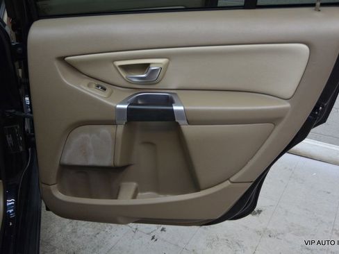 Used 2011 Volvo XC90 3.2 image 10