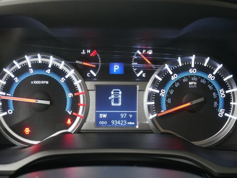 Used 2016 Toyota 4Runner Limited RWD image 19
